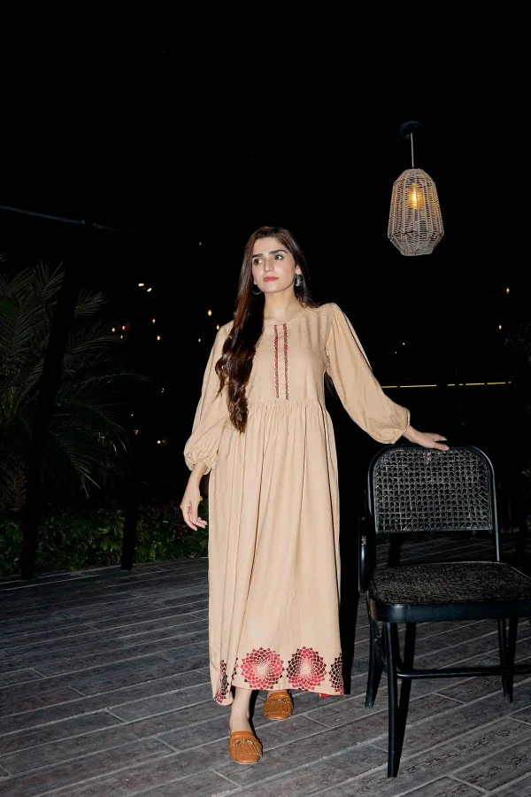Fabric: Dhanak Coffee-Maxi