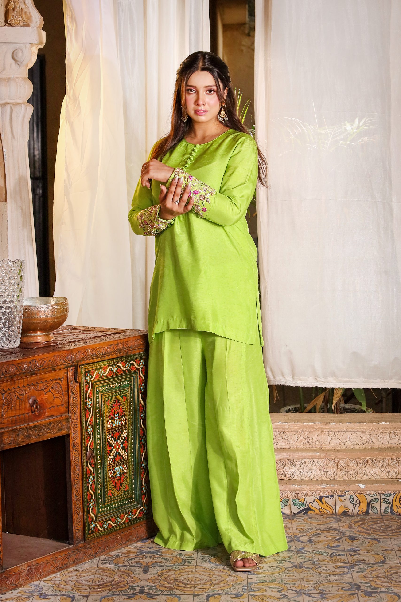 3-Piece PremiumSilk Suit (Short-02) - Image 2