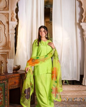 3-Piece PremiumSilk Suit (Short-02)